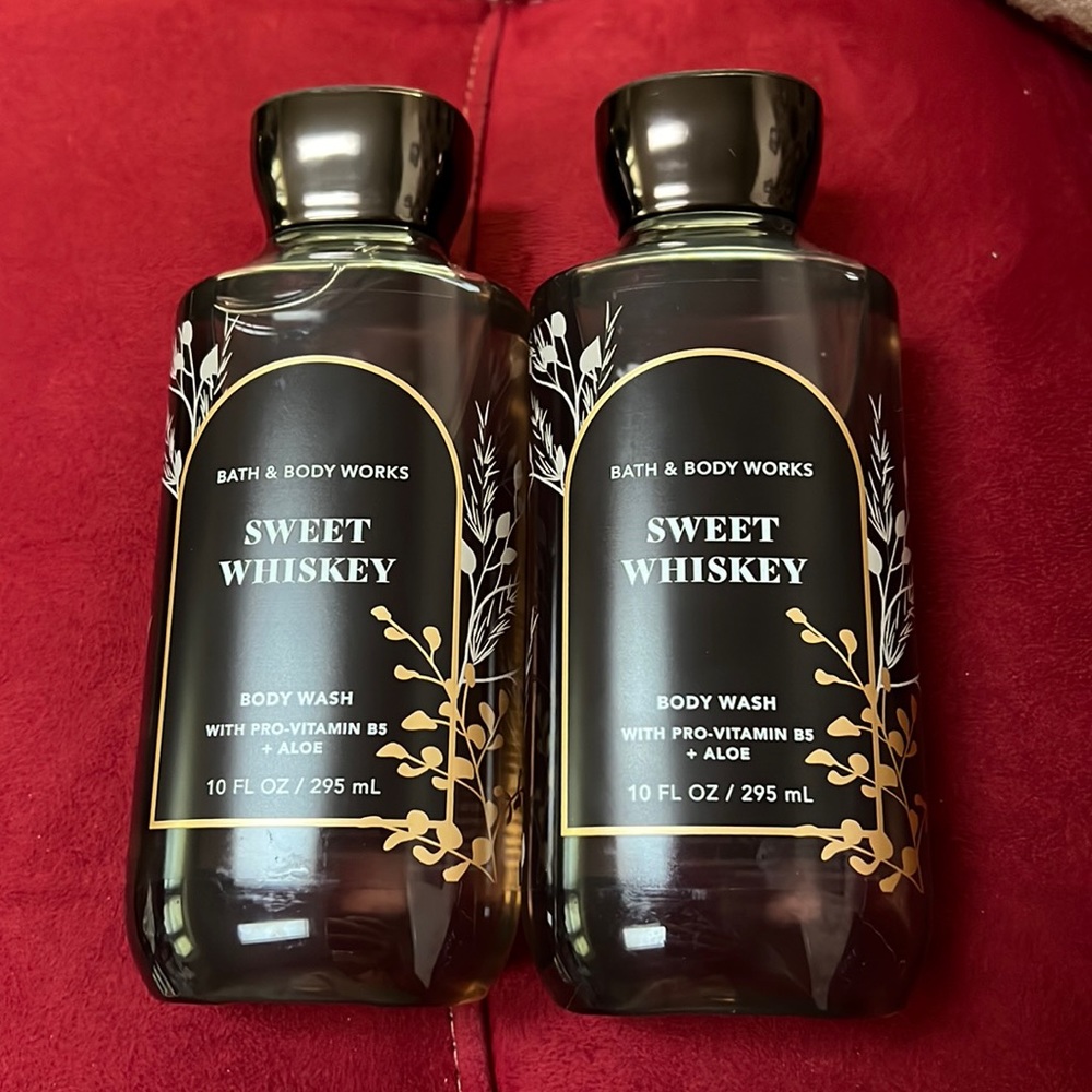 BBW 2pc  Sweet Whiskey Body Wash